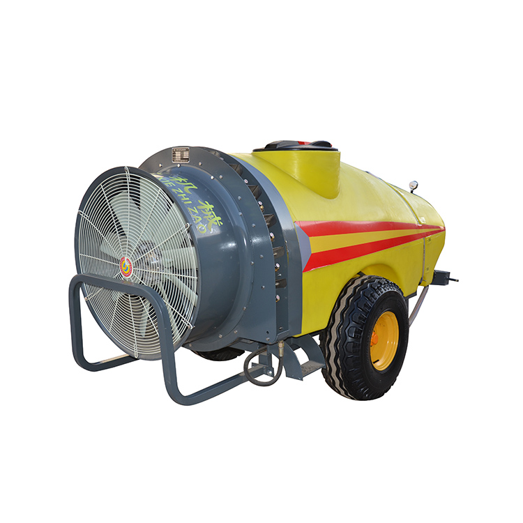 Airblast gyümölcsös permetezőgépek